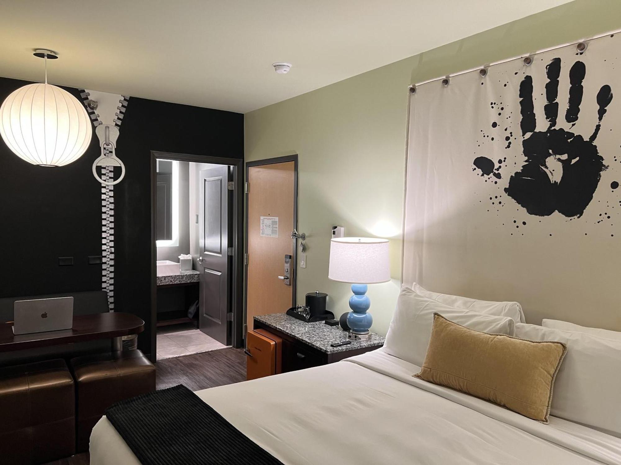Quarto com Cama King-size