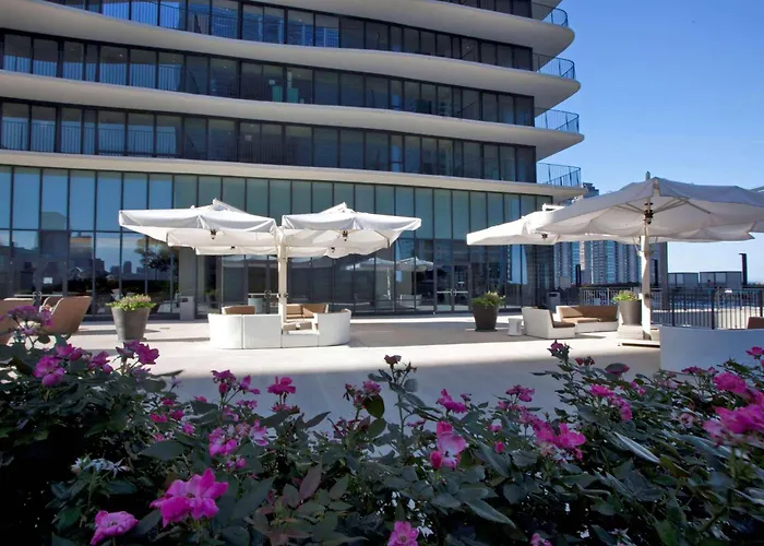 Radisson Blu Aqua Hotel, Chicago